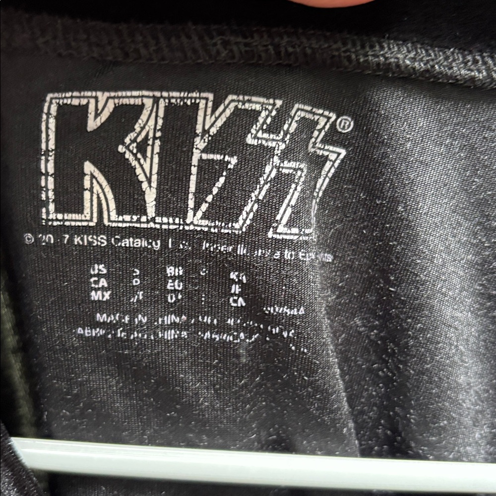 Vintage KISS Velour Women’s Top Sz Small - Picture 3 of 4